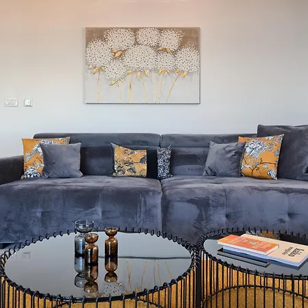 Angie's Rooftop Slatine