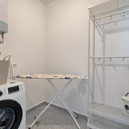 Angie's Rooftop Appartement *